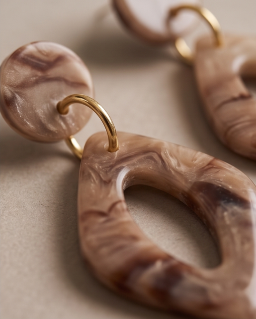 Ivory Marbled Leaf Drop Earrings