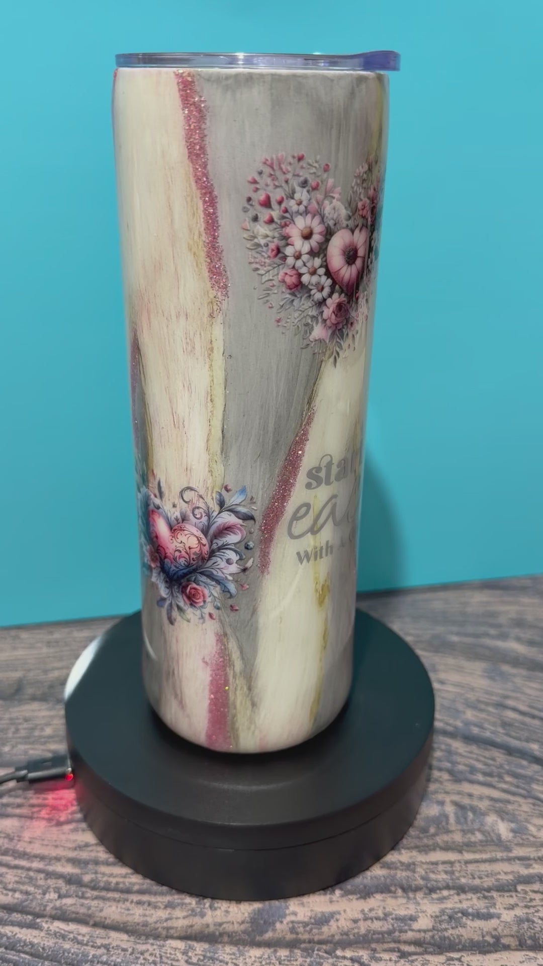 Grateful Heart Tumbler - 20oz Vintage Floral Wood Grain